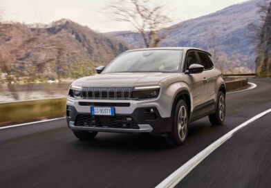 Το Jeep Avenger e-Hybrid με όφελος έως €2.500, δώρο το χρώμα και 8ετή εργοστασιακή εγγύηση