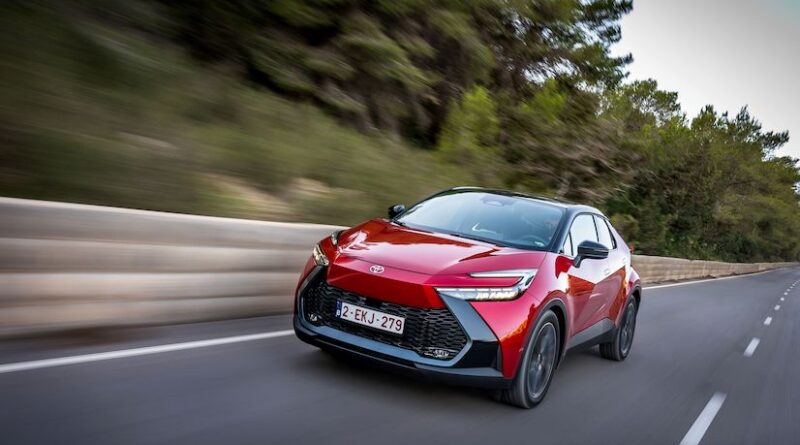Toyota C-HR: Δέκα χρόνια ξεχωριστής καινοτομίας και επιτυχίας ως το Νο.1 C-SUV της Toyota