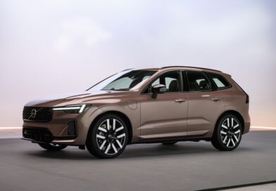 Η Volvo Cars παρουσιάζει plug-in υβριδικές εκδόσεις μεγάλης αυτονομίας για τα best seller SUV, XC60 και XC90